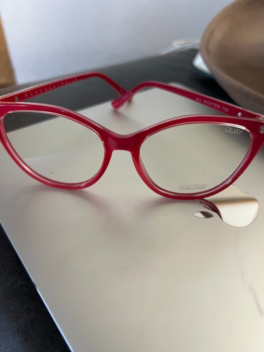 Quay Red Blue-Light Glasses